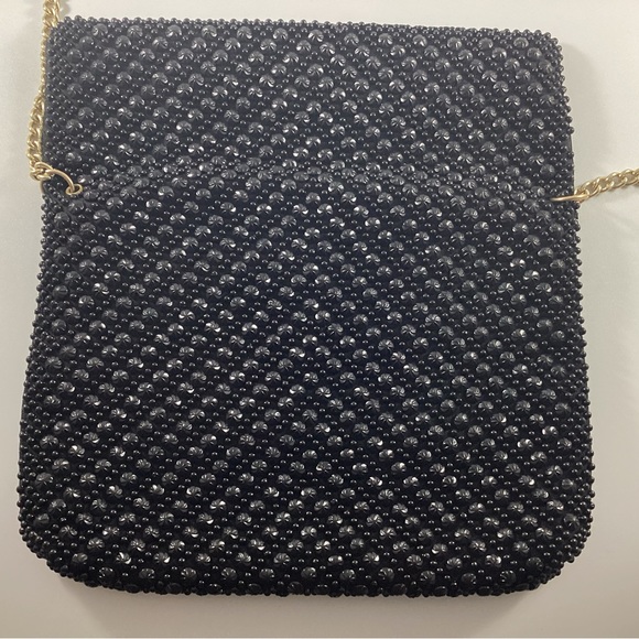 Vintage Handmade Black Beaded Purse With Satin Lining And 15” Gold Tone Chain. - Picture 4 of 10